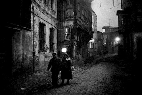 Ara G&uuml;ler